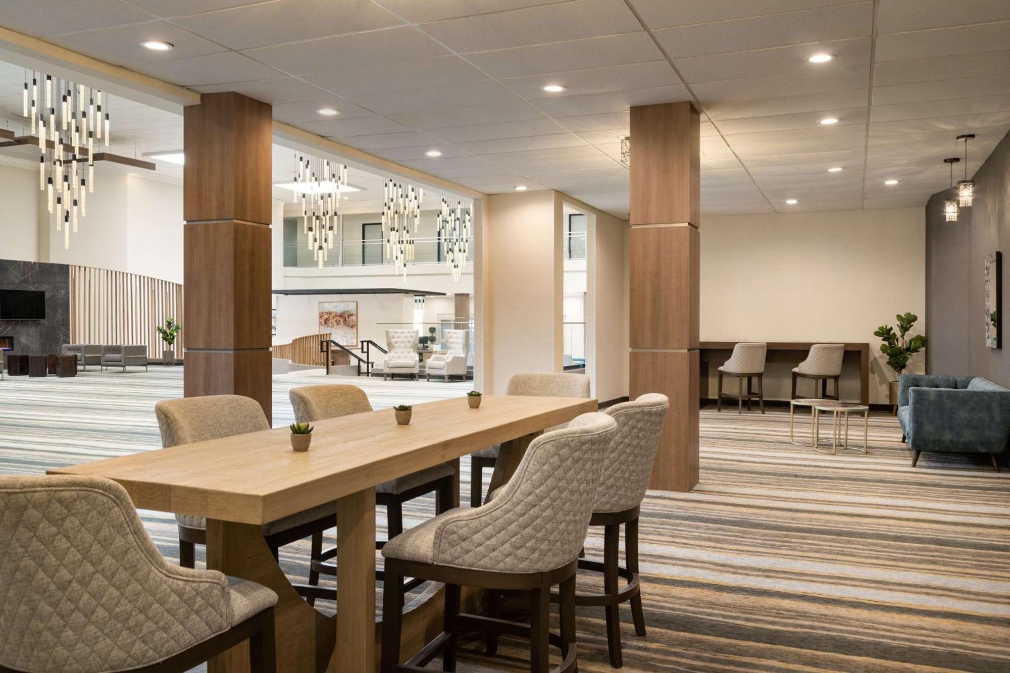 Doubletree By Hilton Fort Worth South Exterior foto