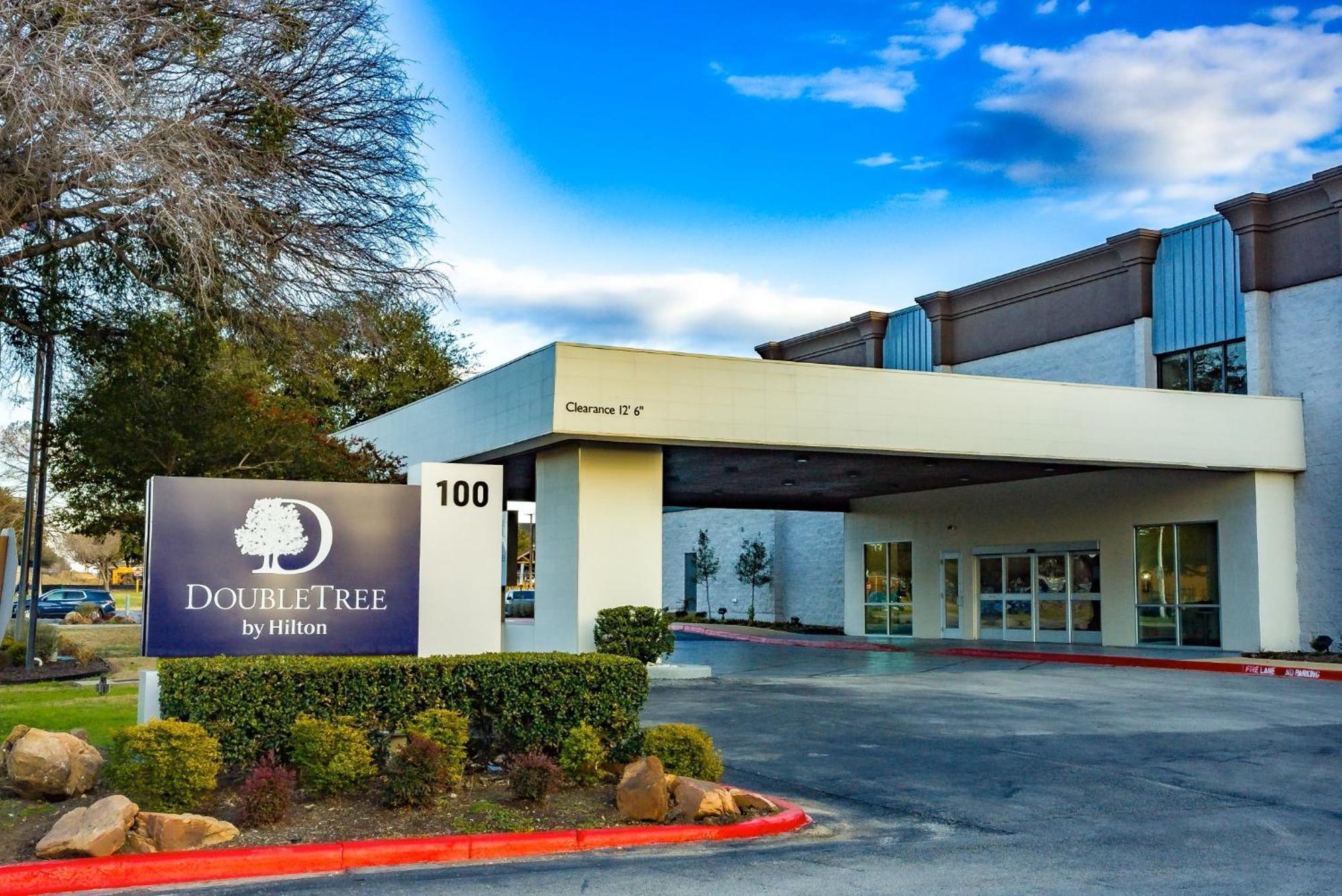 Doubletree By Hilton Fort Worth South Exterior foto